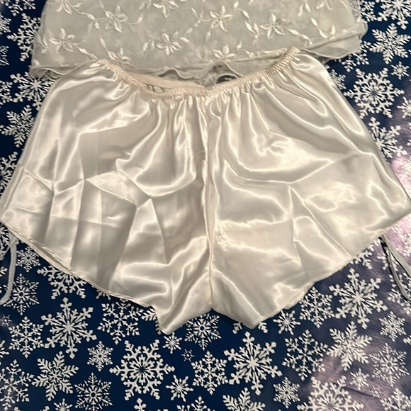 NWOT Vintage “Cinema Etoile” 2 piece Lingerie Set - Picture 8 of 13